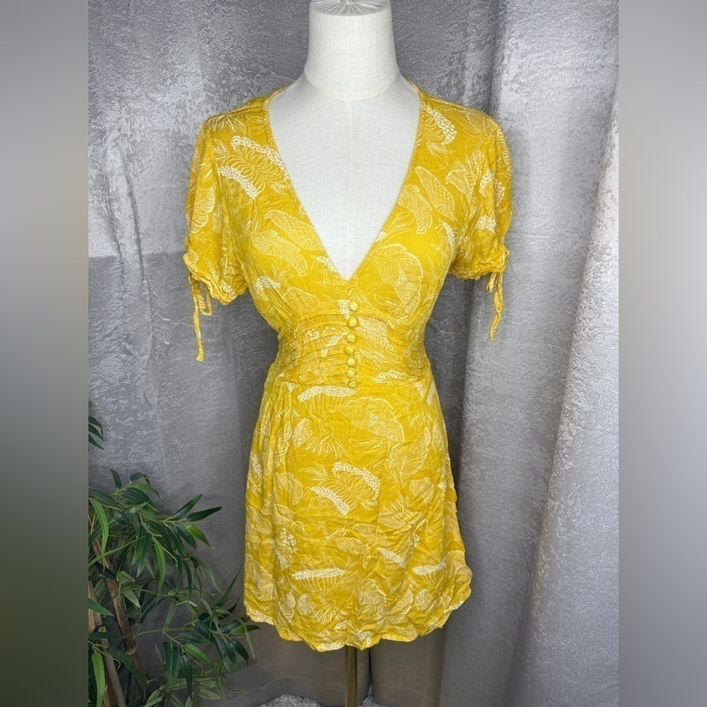 Urban Outfitters Floral Print V-Neck Mini Dress Yellow Women’s Sz M